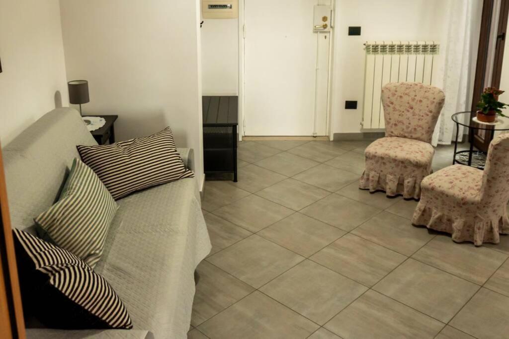 La Finestra Sul Golfo Apartment Napoli Bagian luar foto