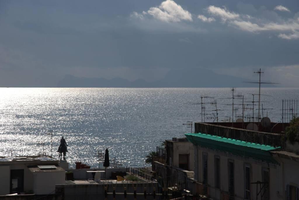 La Finestra Sul Golfo Apartment Napoli Bagian luar foto