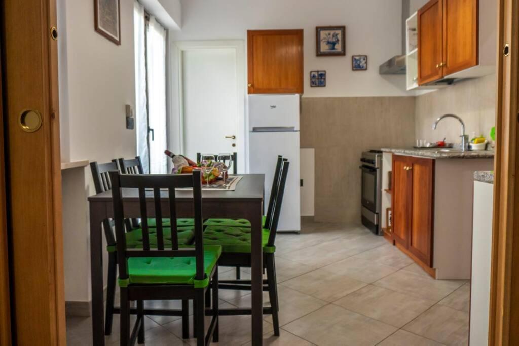 La Finestra Sul Golfo Apartment Napoli Bagian luar foto