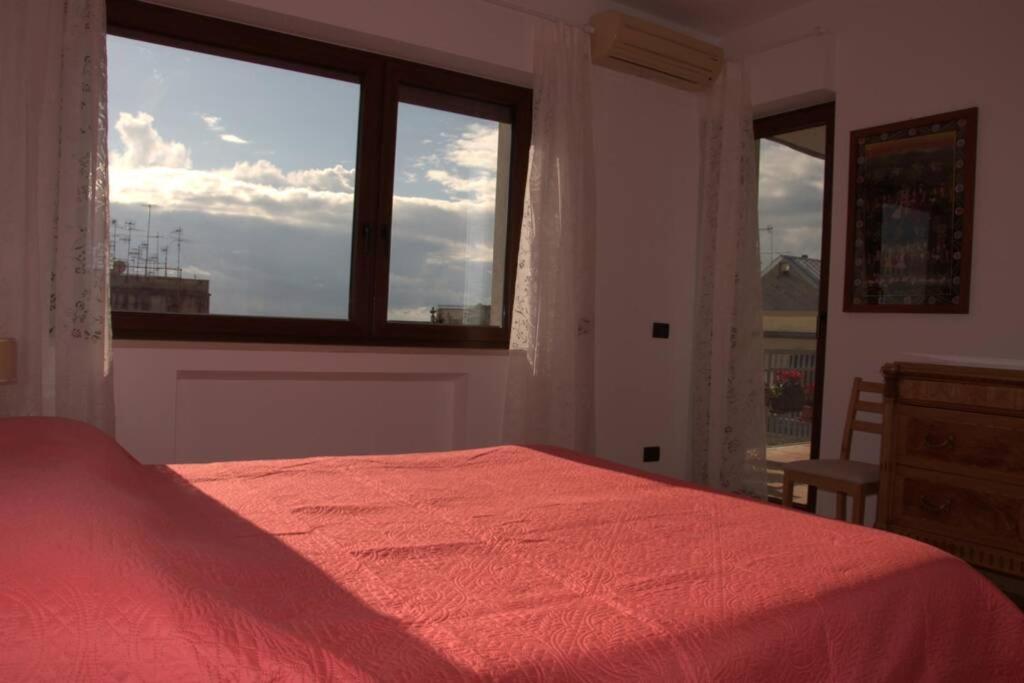 La Finestra Sul Golfo Apartment Napoli Bagian luar foto
